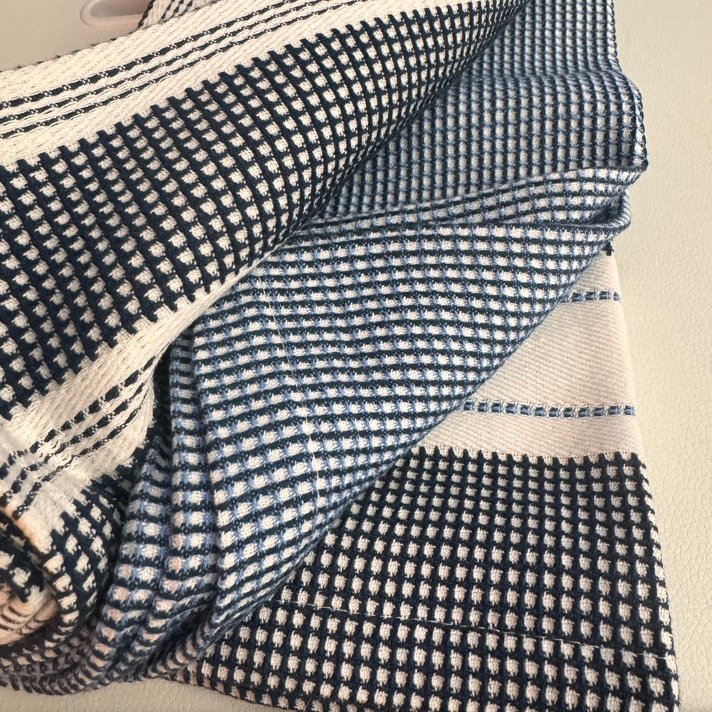 NWT Martha Stewart 3pc kitchen towel set
